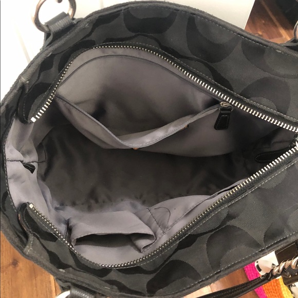 Coach Handbag - Picture 6 of 7